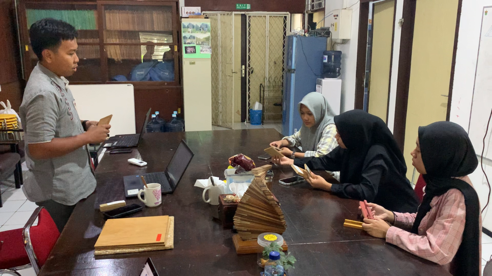 Laboratorium Pemanfaatan dan Pengolahan Hasil Hutan